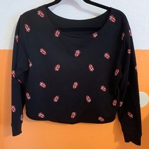 Cropped long sleeve s/m fit